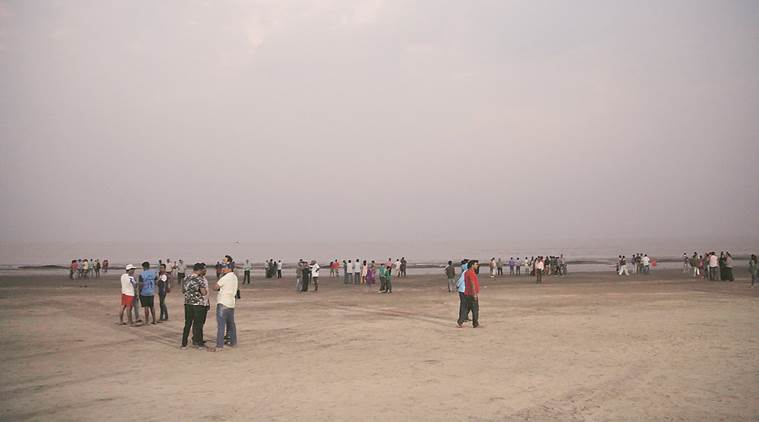 Dahanu boat capsize, Mumbai boat capsize, Mumbai students death, Mumbai boat accident, Mumbai boat accident dead, Mumbai news, indian express news