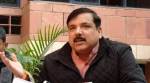 AAP accuses EC of 'discrimination' after it recommends disqualification of its 20 MLAs