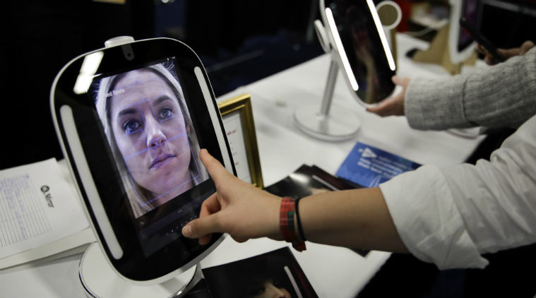 CES 2018, artificial intelligence, self-driving technology, smart wearables, voice-based assistants, Apple, Samsung, Google, Amazon 