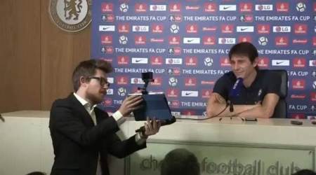 WATCH: Antonio Conte presented with Manchester United shirt signed by Jose Mourinho