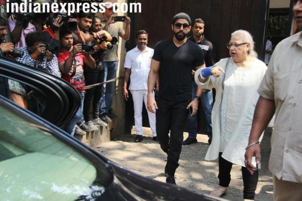 Farhan Akhtar at Anil Kapoor's house to pay last tribute to Sridevi