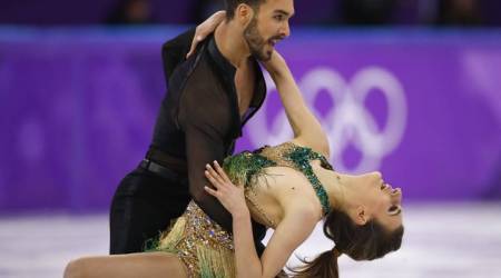 French figure skater Gabriella Papadakis suffers 'nightmare' wardrobe malfunction during Winter Olympics performance