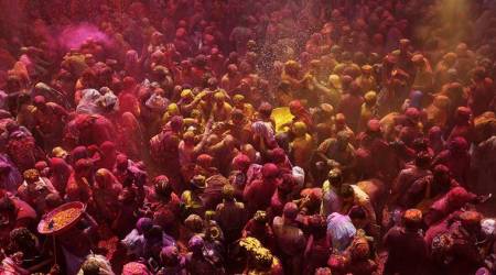 Imam asks mosques to delay namaz so ‘Hindu brothers’ can play Holi