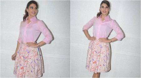 Jacqueline Fernandez nails tone-on-tone like a pro in this all-pink look