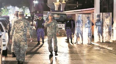 Emergency in Maldives, Gayoom and judges held, India sounds alert