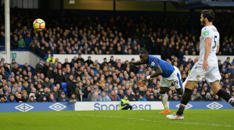 Oumar Niasse form merits Everton starting spot, says Sam Allardyce