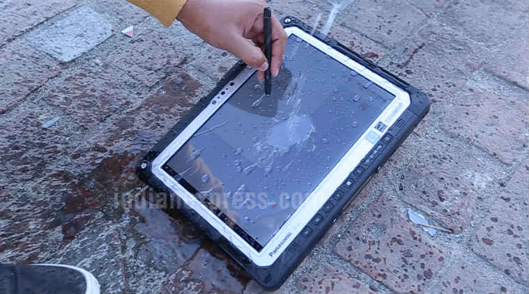 Panasonic, Panasonic Toughbook CF 33, Panasonic Toughbook CF 33 review, Panasonic Toughbook CF33, Panasonic Toughbook CF 33 price in India, Panasonic Toughbook CF 33 features, Panasonic Toughbook CF 33 specifications, rugged laptop, 2 in 1 rugged laptop