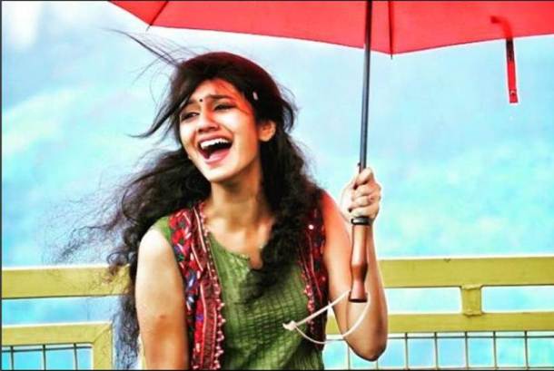 who is priya prakash varrier
