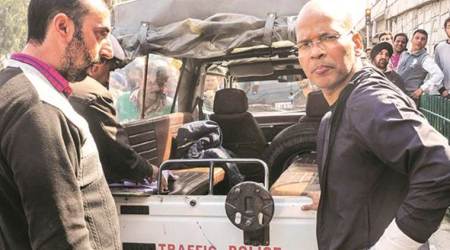 Traffic-stopper IG who won fans across state gets rap from J&K DGP