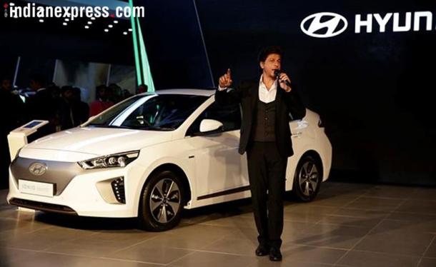 shahrukh khan, sonakshi sinha, john abraham, akshay kumar, auto expo 2018