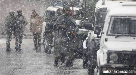 Srinagar militants without medicines, food, officers say ‘slightly odd’