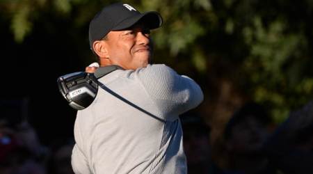 Inconsistent Tiger Woods six behind first-round leaders at Riviera
