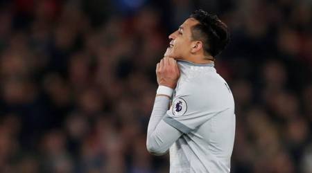 Alexis Sanchez yet to fire on all cylinders at Manchester United, admits Jose Mourinho