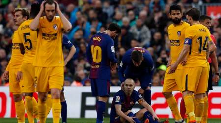 Andres Iniesta injury leaves Barcelona looking for new hero against Chelsea