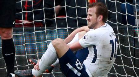 Tottenham Hotspur’s Harry Kane leaves Bournemouth game with injury