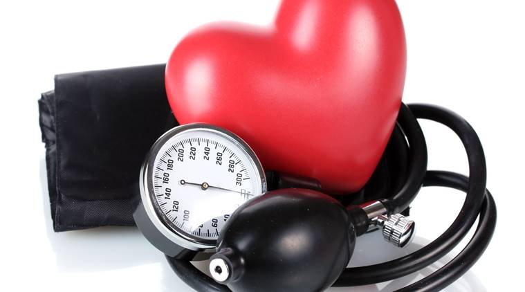 Heart attacks, Heart attacks cure, Heart attacks traetment, Heart attacks cause, Heart attacks weekend, indian express, indian express news