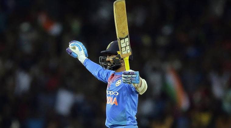 dinesh karthik six