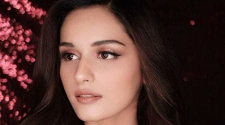 Manushi Chhillar gives us retro vibes in this sultry photo shoot