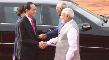 Narendra Modi, Tran Dai Quang discuss to enhance cooperation in defense and trade