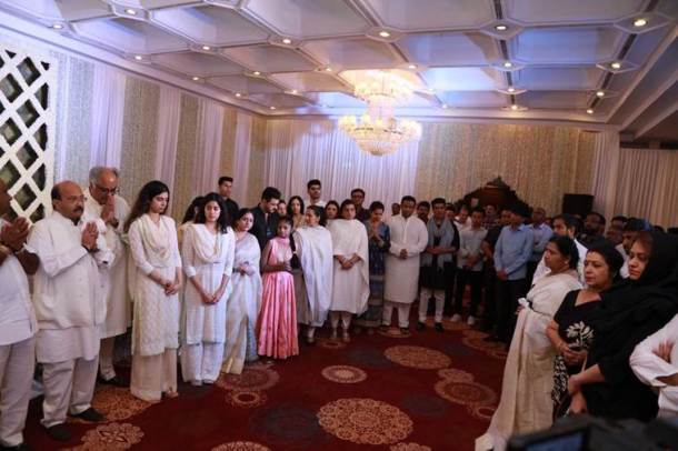 sridevi prayer meet ar rahman latha rajinikanth