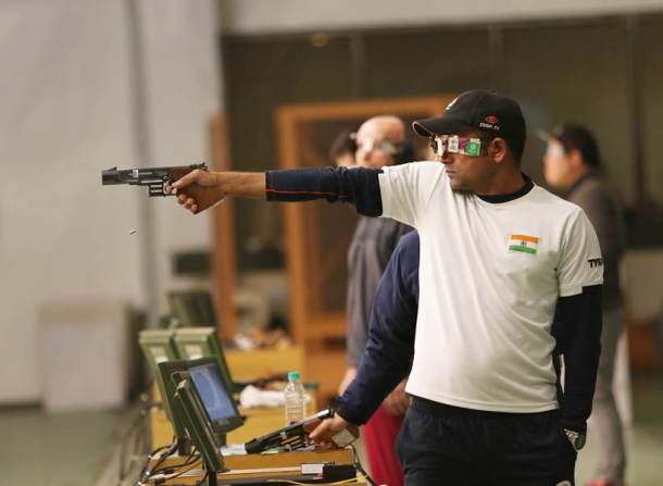 Sports stars, other than MS Dhoni, who have held positions in Indian armed forces