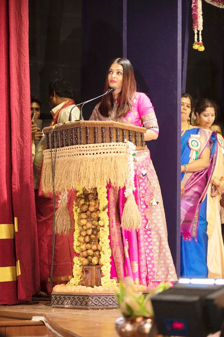 aishwarya rai bachchan receives woman of substance title from bunt community karnataka
