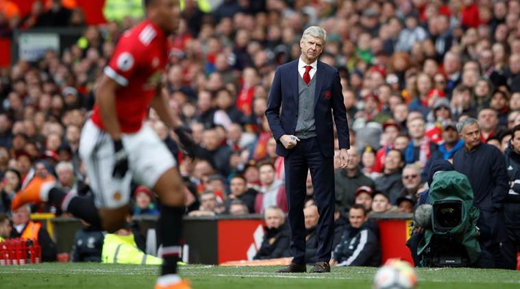 Manchester United beat Arsenal 2-1.