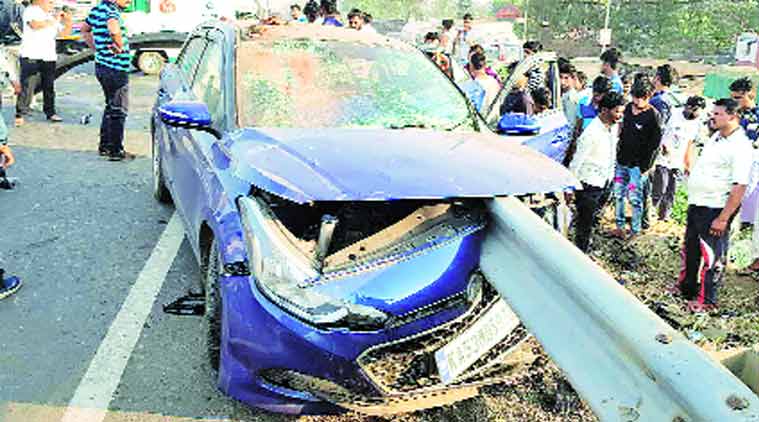 Pune road acident, road acident, Hinjewadi car accident, Mumbai-Bengaluru highway accident, road safety, Pune news, city news, indian expresss