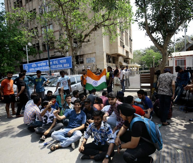 CBSE paper leak, cbse.nic.in, CBSE students protest, CBSE retest