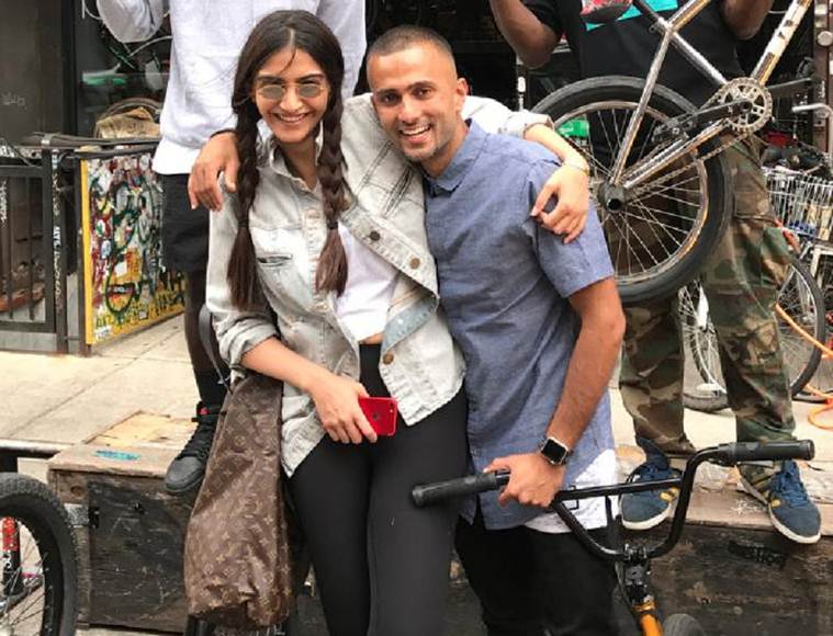 sonam kapoor anand ahuja to get married on may 8
