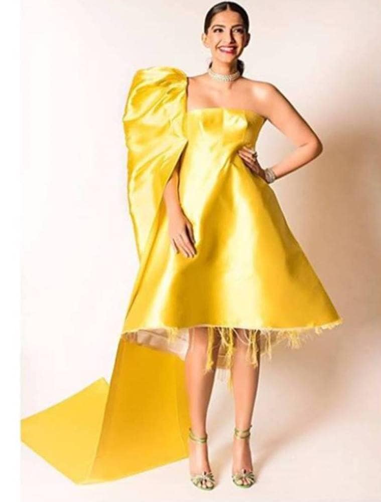 Sonam Kapoor, Sonam Kapoor latest photos, Sonam Kapoor fashion, Rhea Kapoor, Rhea Kapoor fashion, Rhea Kapoor Sonam Kapoor styling, Sonam Kapoor vintage fashion, Sonam Kapoor 70s style, Sonam Kapoor Grazia magazine, indian express, indian express news