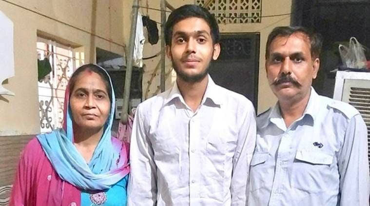 Prince Kumar, the topper from Delhi govt schools. (Twitter/@msisodia)