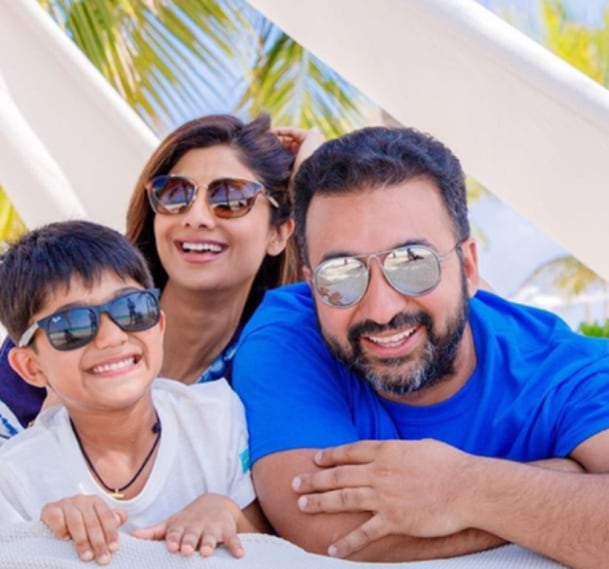 shilpa shetty family holiday photo