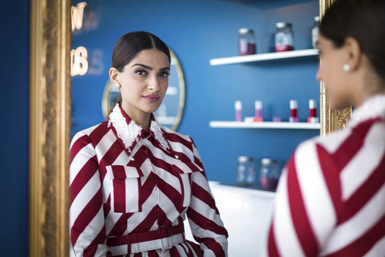 sonam kapoor photos cannes 2018