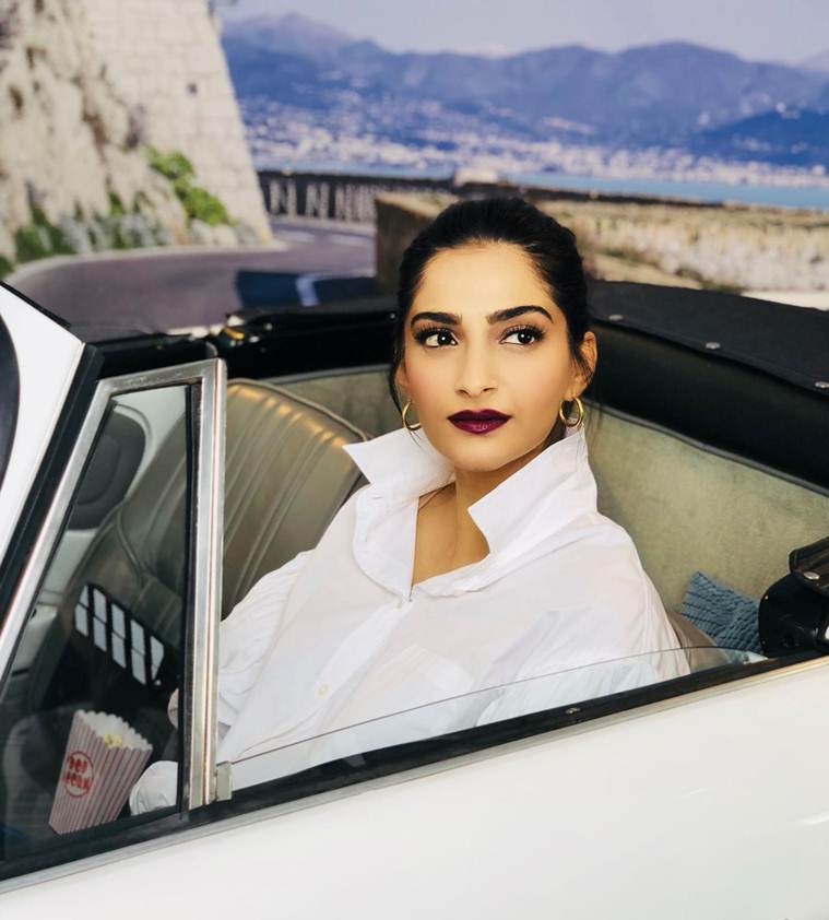 sonam kapoor pics