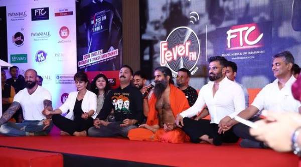 Baba ramdev, suniel shetty, missionfitindia, patanjali, grand master shifuji, fever fm, my fm, rj stuti, ftc, fit india, fitness challenge, indian express, indian express news