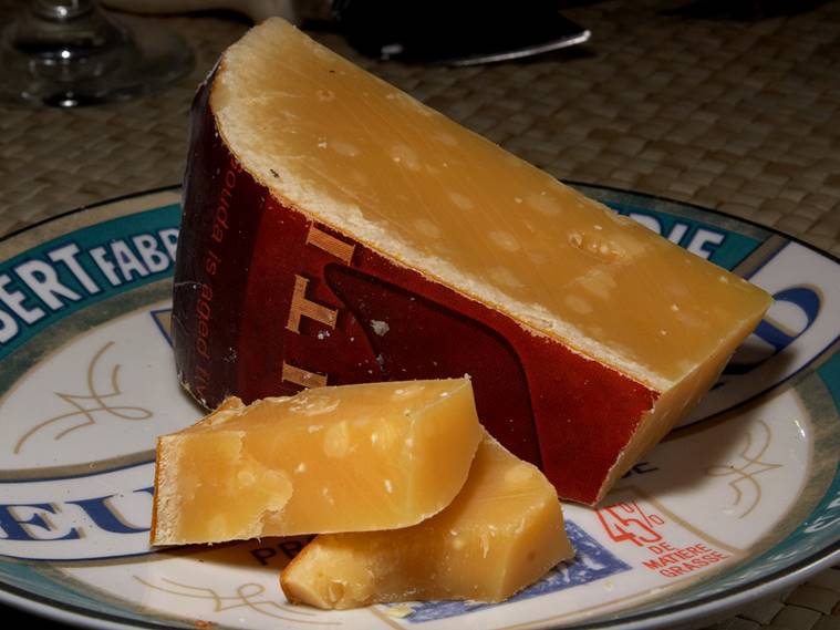 unusual cheese, must try cheese, Wensleydale, Pecorino Romano, Epoisses, Stilton cheese, gold cheese, different types of cheese, Casu Marzu, Yak Cheese, indian express, indian express news