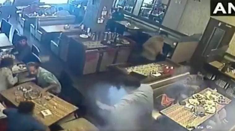 Watch: Man injured as phone explodes in his pocket in Mumbai