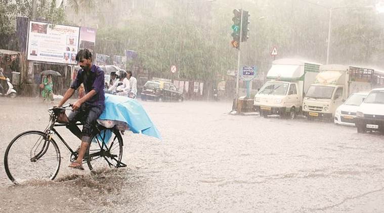 mumbai rains, mumbai monsoon, mumbai best buses, mumbai bus services affected, mumbai central railway, indian express, mumbai news