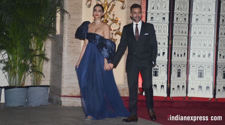 Sonam Kapoor, Malaika Arora, Karisma Kapoor, natasha poonawalla, bollywood fashion, celeb fashion, natasha poonawalla house party, entertainment news, indian express
