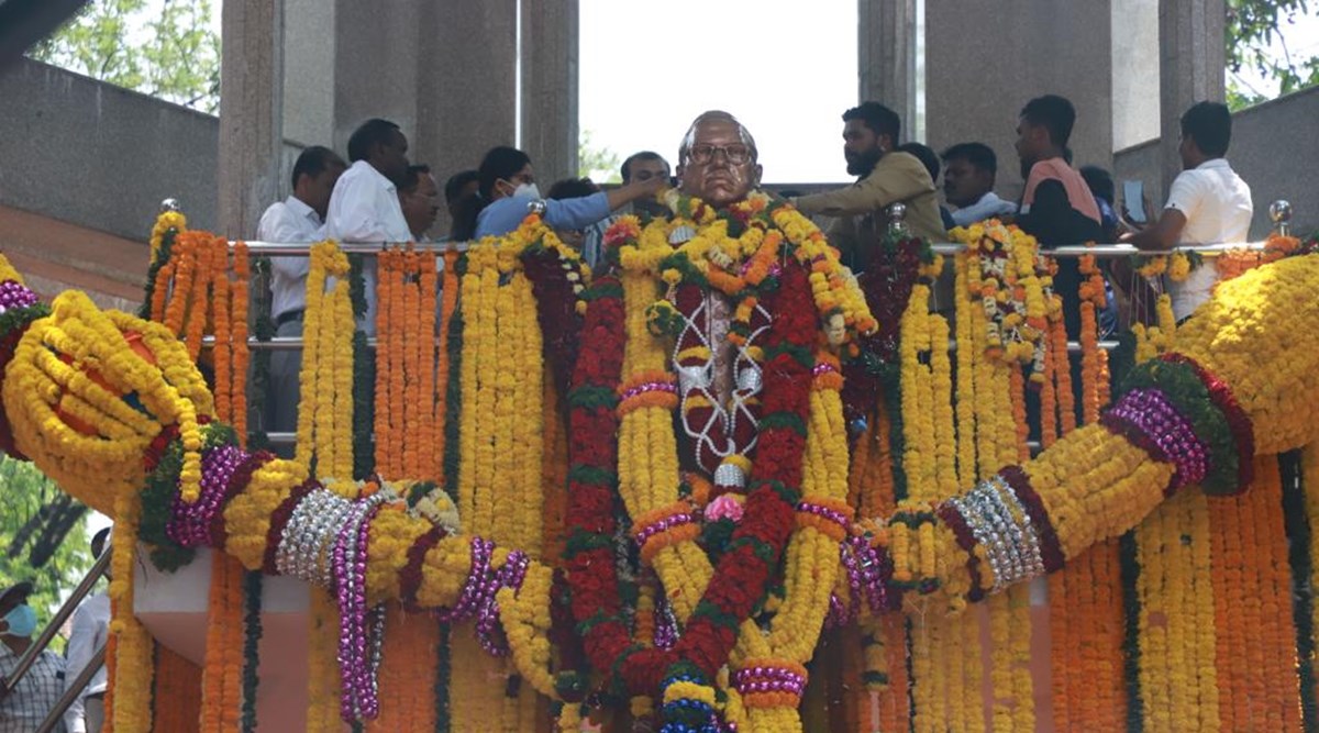 Kg Misal Lakh Footfall Ambedkar Jayanti In Pune Trendradars