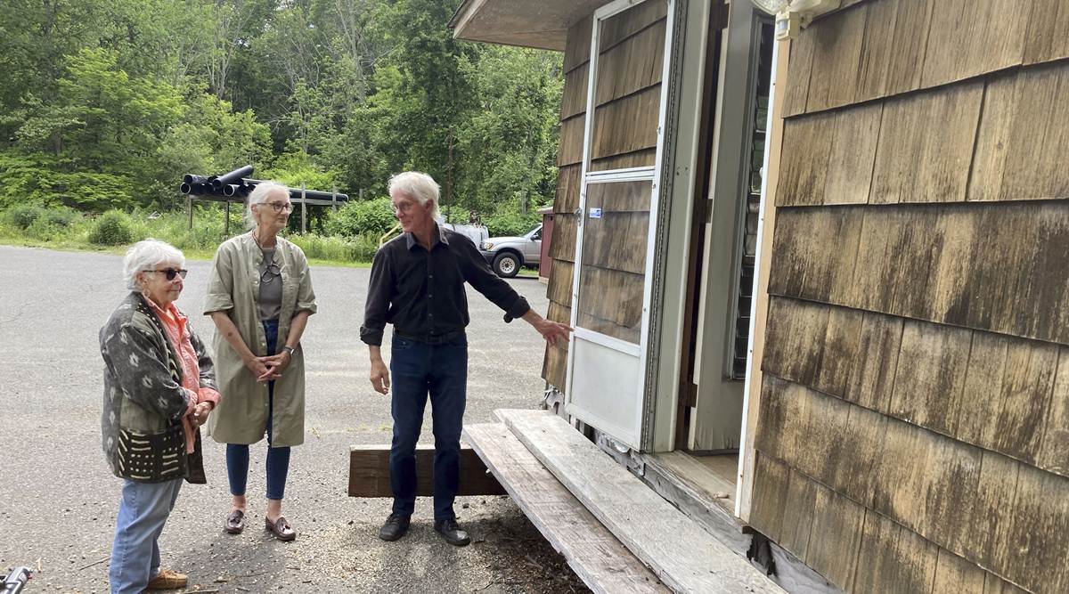 Playwright Arthur Millers Old Studio Is In A Connecticut Parking Lot