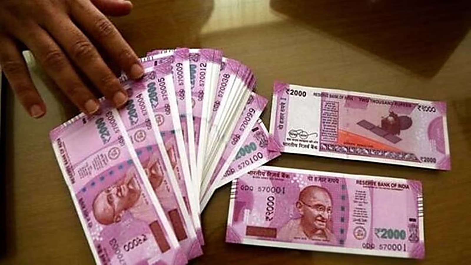 97 Of Rs 2 000 Notes Returned Rs 10 000 Crore Yet To Come Back