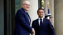 French, Lebanese leaders discuss effort to quell Hezbollah, Israel clashes