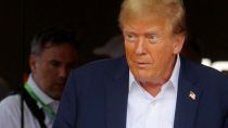 Trump to return to New York courtroom for criminal hush money trial