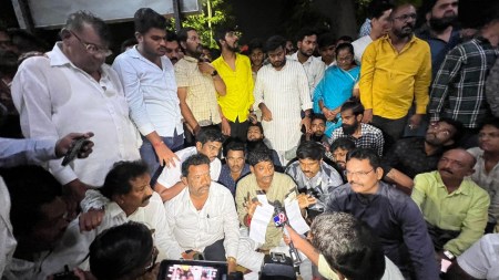 Dhangekar, 100 Congress workers booked for protest accusing Pune BJP of cash distribution