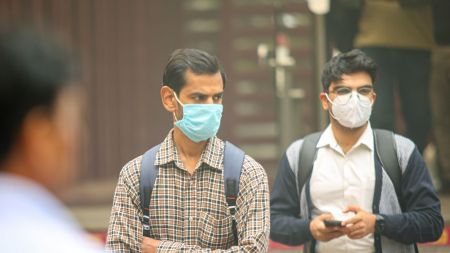 Persistent cough, breathlessness: Delhiites rush to hospitals as respiratory symptoms worsen