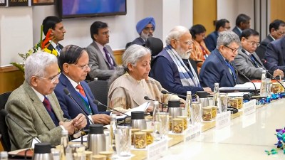 At PM meet, experts flag: Private investment, reforms, FDI outflow
