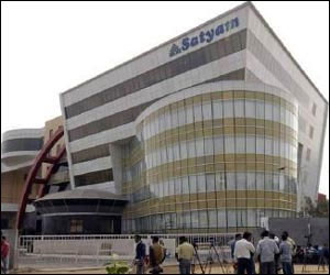 ‘Satyam does not need Govt support for salaries’