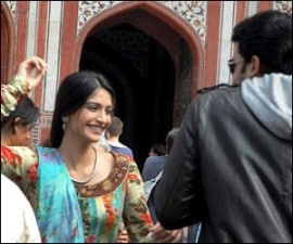 M_Id_62984_dilli_6 no alt set